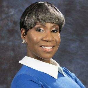 Meet your Posher, Daphney